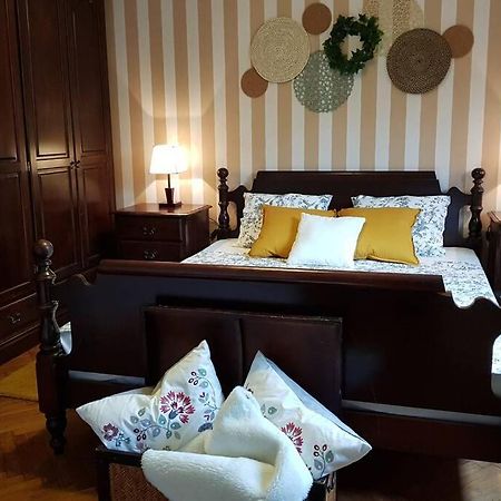 Guest House Pinus Generalski Stol Ngoại thất bức ảnh