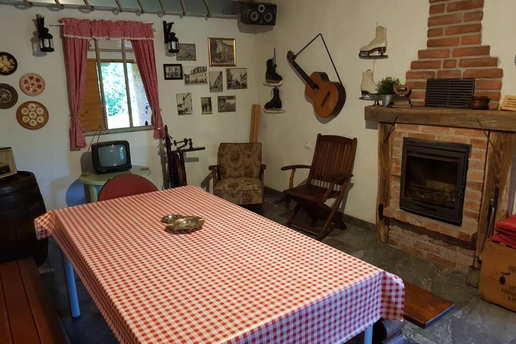 Guest House Pinus Generalski Stol Ngoại thất bức ảnh